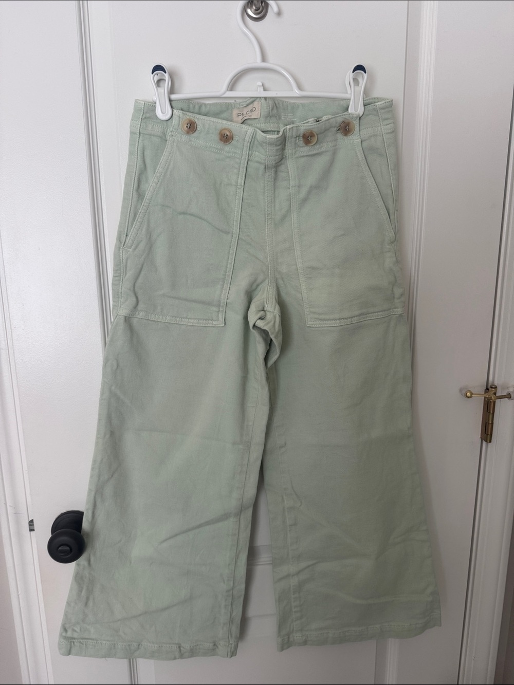 Pilcro Sage Green High-Waist Crop Pant